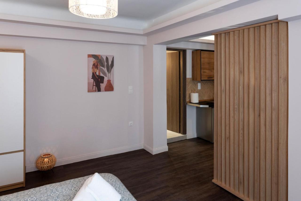 Niki Athens Suites - Cosy Suite In The Historical Center Of Atenas Exterior foto