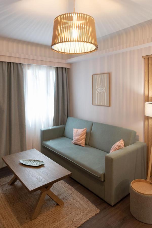 Niki Athens Suites - Cosy Suite In The Historical Center Of Atenas Exterior foto