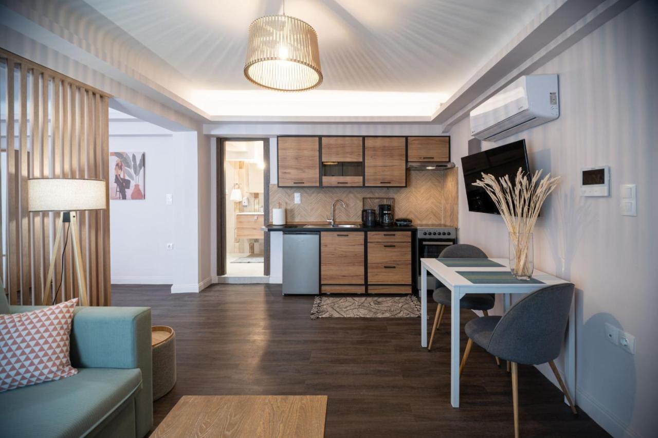 Niki Athens Suites - Cosy Suite In The Historical Center Of Atenas Exterior foto