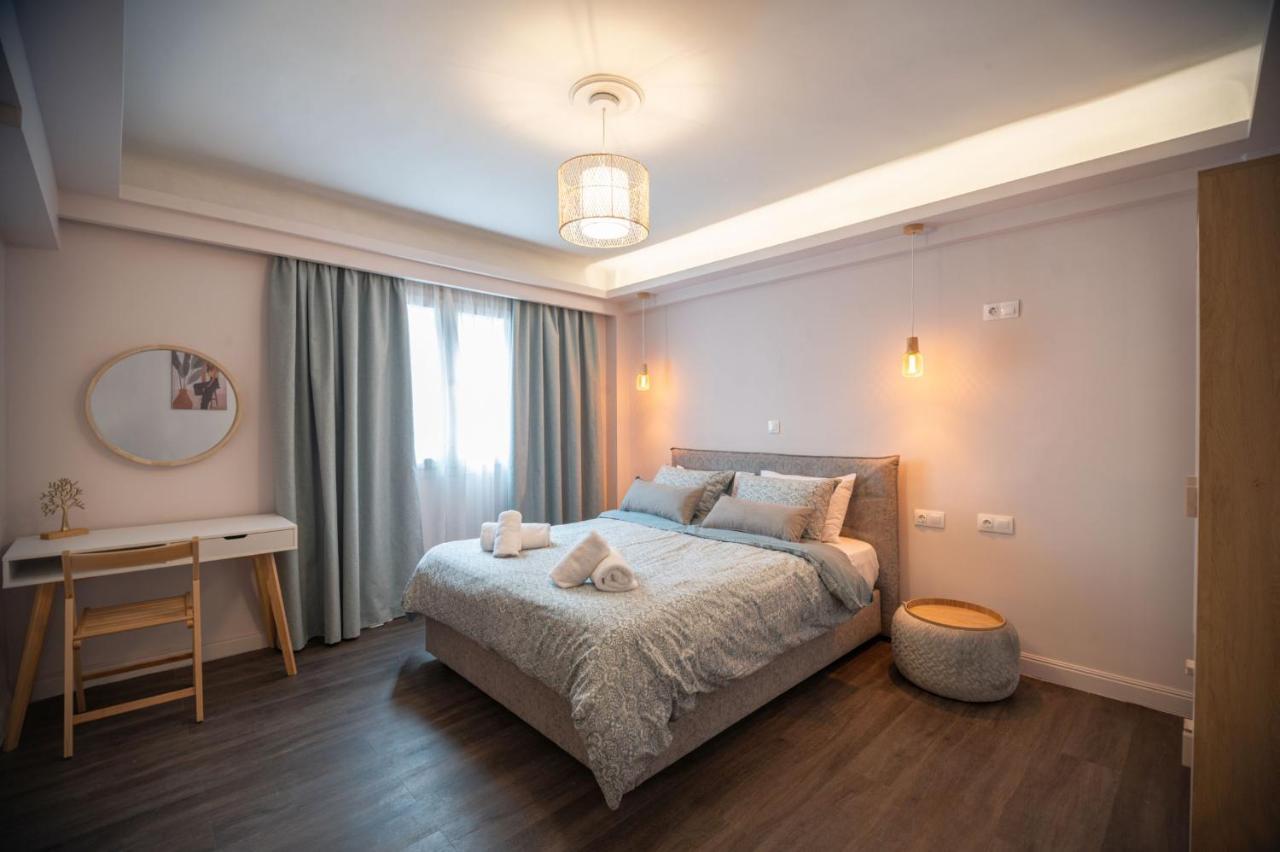 Niki Athens Suites - Cosy Suite In The Historical Center Of Atenas Exterior foto